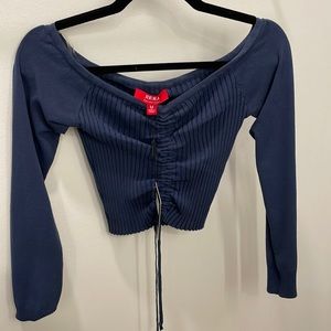 Crop top long sleeve shirt